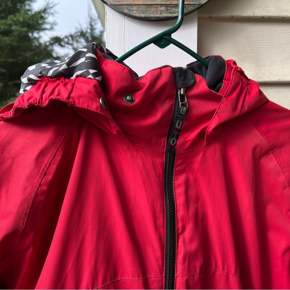 Burton snowboarding jacket - youth size large (14-16)